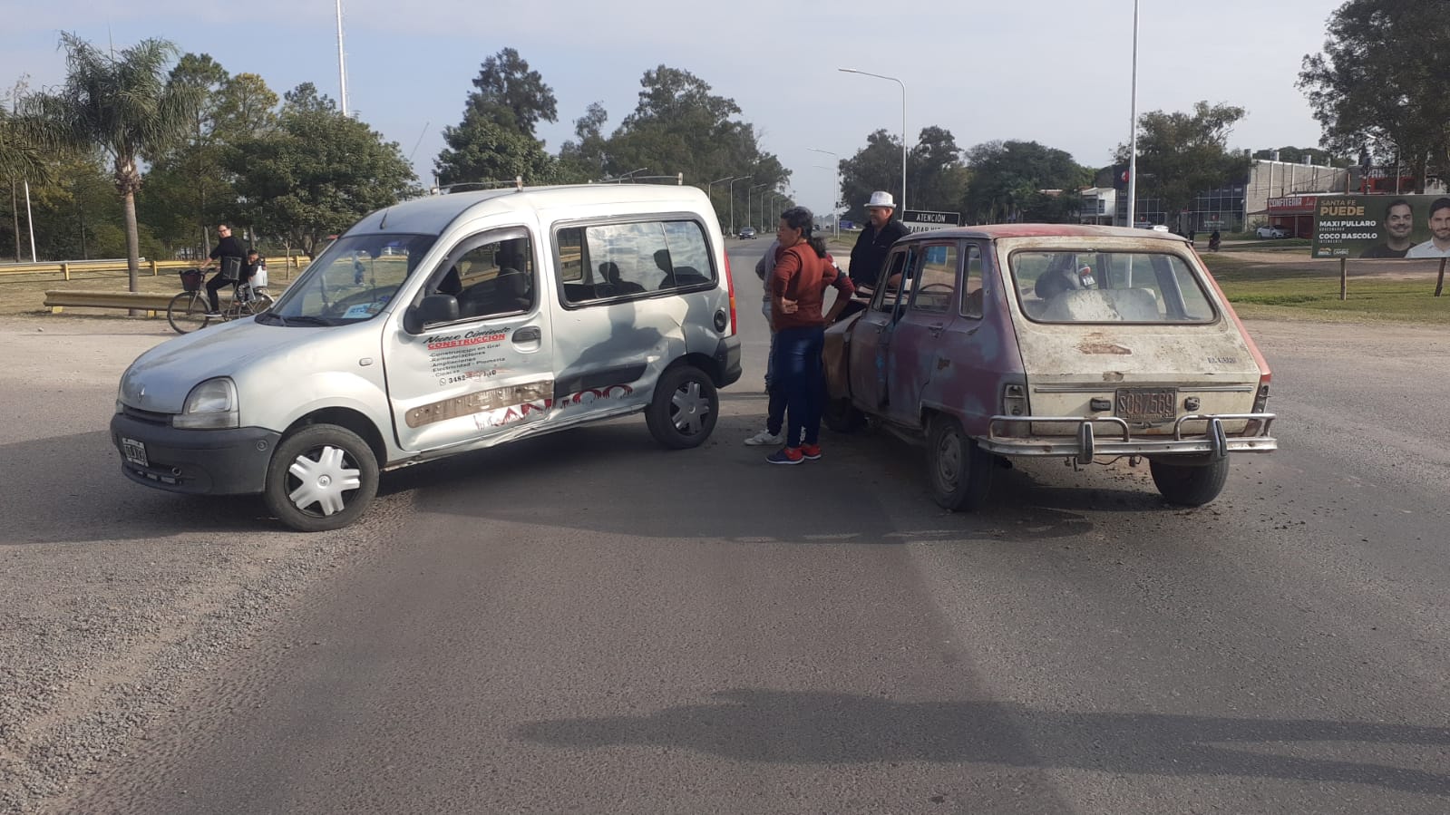 accidente de transito rotonda