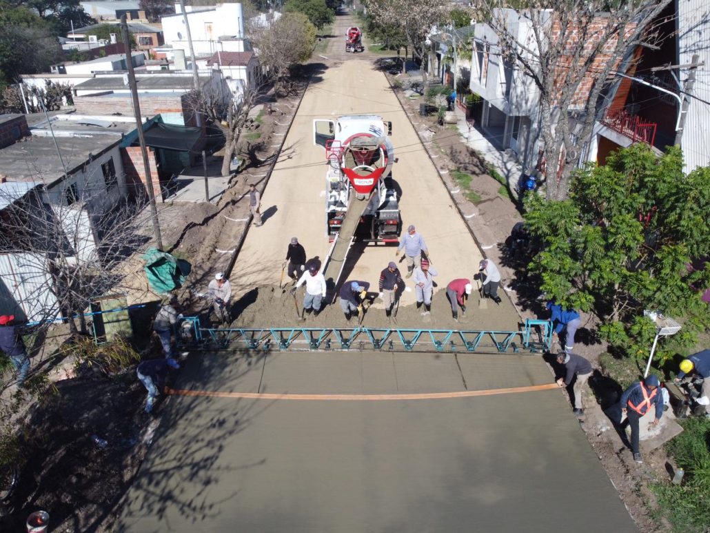 nueva cuadra de pavimento romang