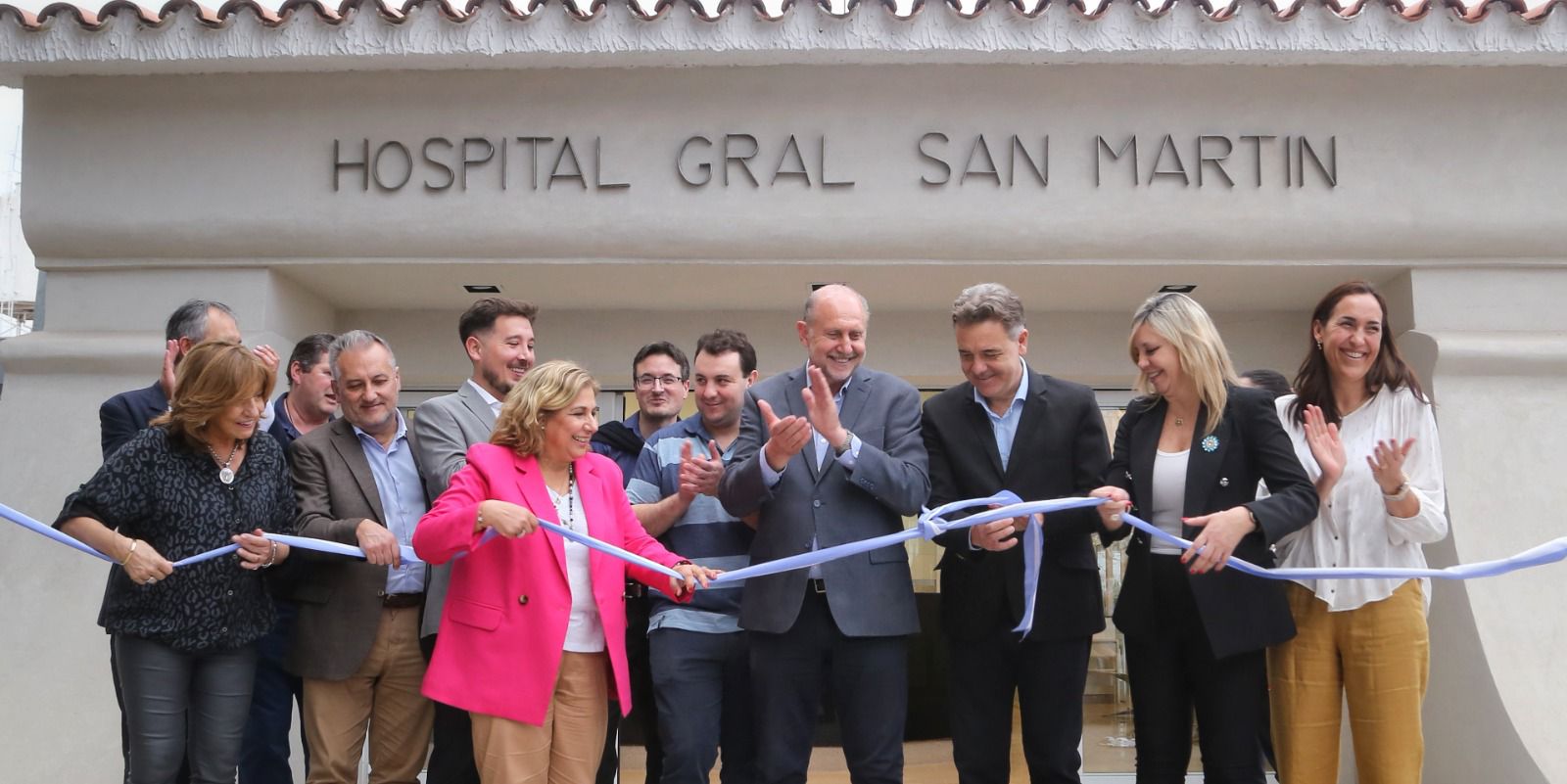 Perotti inauguró obras en los hospitales de Firmat y de San Jorge