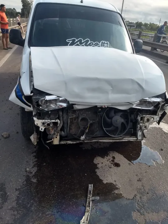 01 Triple choque sobre el Puente del Arroyo del Rey