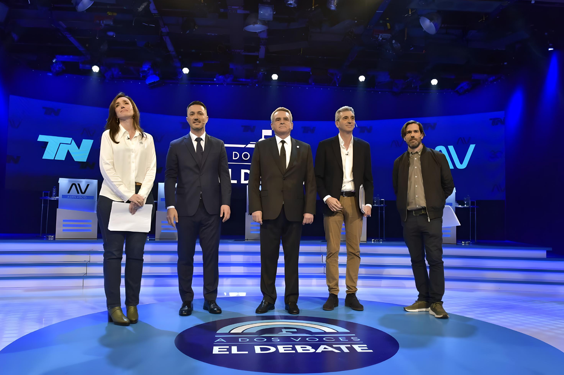 Cruces y polémica entre los candidatos a vice en un picante debate televisivo