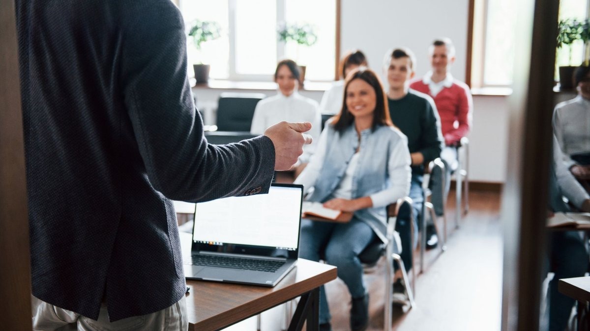 Emprendedores en Habilidades Digitales