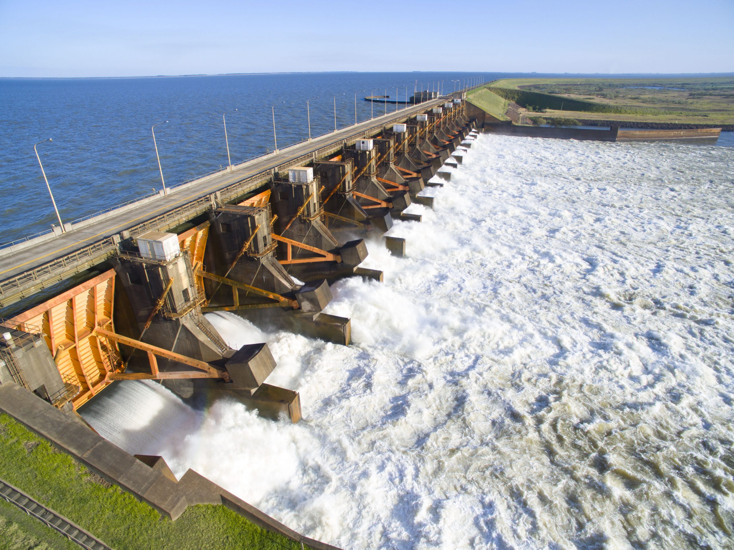 Yacyreta-ANA_CUA_-hidroelectrica-scaled