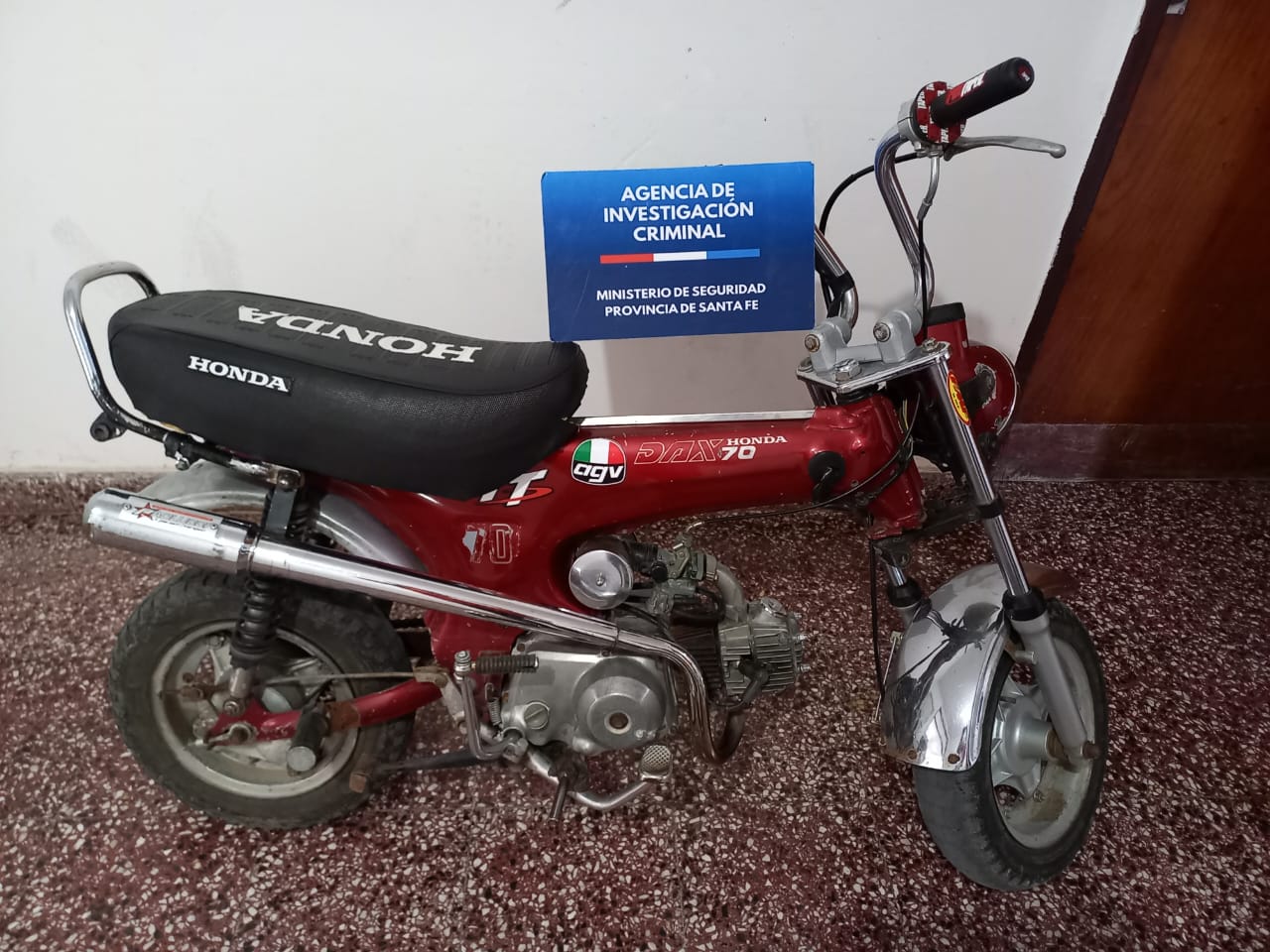 Exitosa recuperación de motocicleta robada por la AIC en Vera
