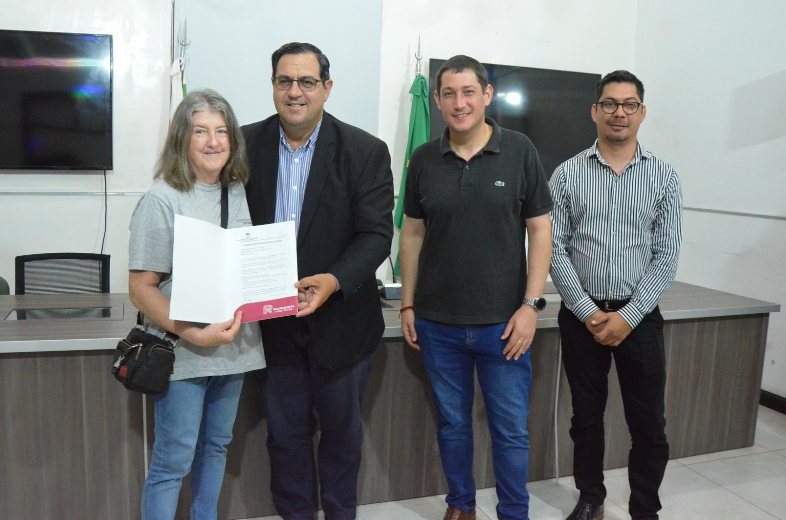 Avanza-el-trabajo-de-la-oficina-de-relaciones-institucionales-en-reconquista-2